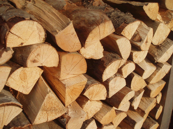 Comment mesurer l'humidité de son bois de chauffage ?